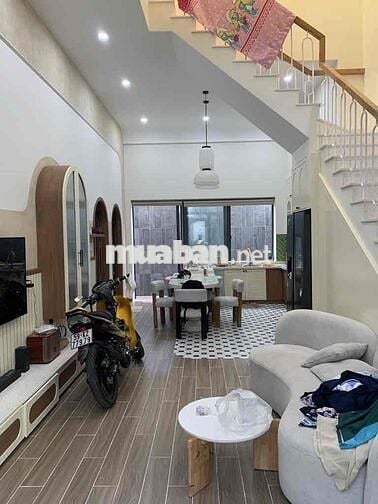 Bán nhà mới xây ngay Cây Keo Tam Phú 93m2 full thổ cư 8.9TỶ TL