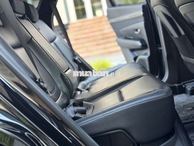 Hyundai Tucson 2023 2.0 AT Đặc biệt - 28000 km