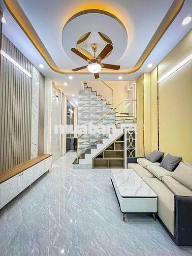 nhà bán hẽm xe hoi hoang quoc viet