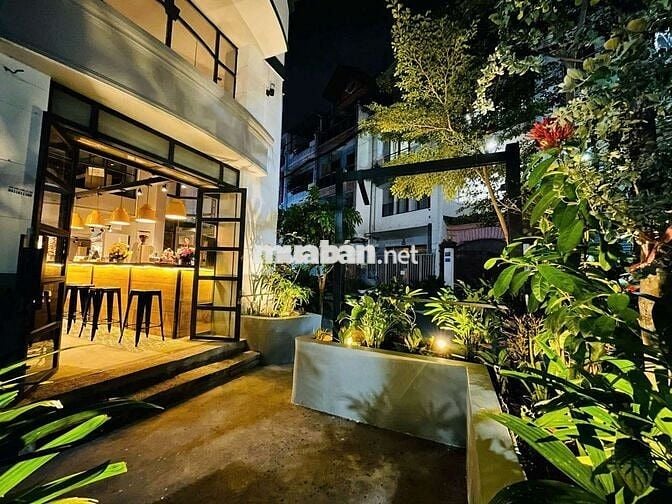 Cho thuê nguyên căn Villa Tân cổ điển, gần mặt tiền Quang Trung p10 GV