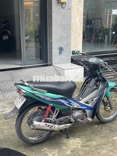 cần bán sirius 2010 xe nhập thái