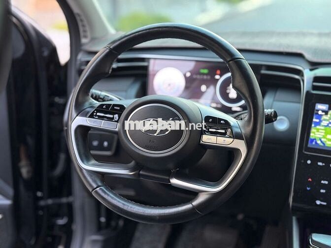 Hyundai Tucson 2023 2.0 AT Đặc biệt - 28000 km