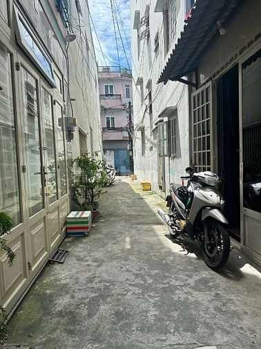 Nhà bán 1/ Gò Dầu giá 4 tỷ 850 thương lượng