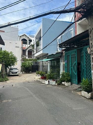 Nhà bán 1/ Gò Dầu giá 4 tỷ 850 thương lượng