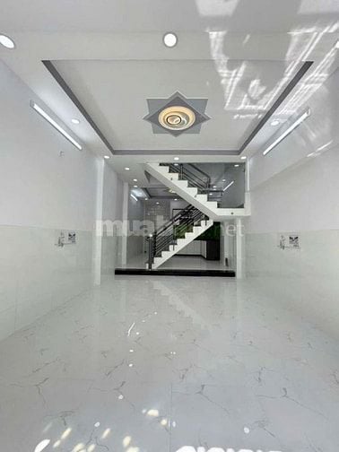 Bán gấp nhà ở Ngã Tư 4 xã, Bình Tân giá 1,87 tỷ SHR 2pn 2wc