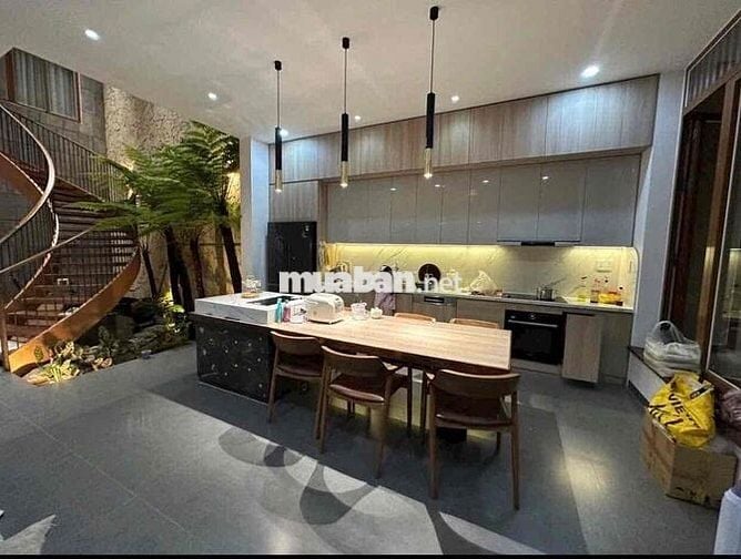 Siêu phẩm 270m2 đường 8m 5PN lớn ngay QL13 biệt thự xịn xò