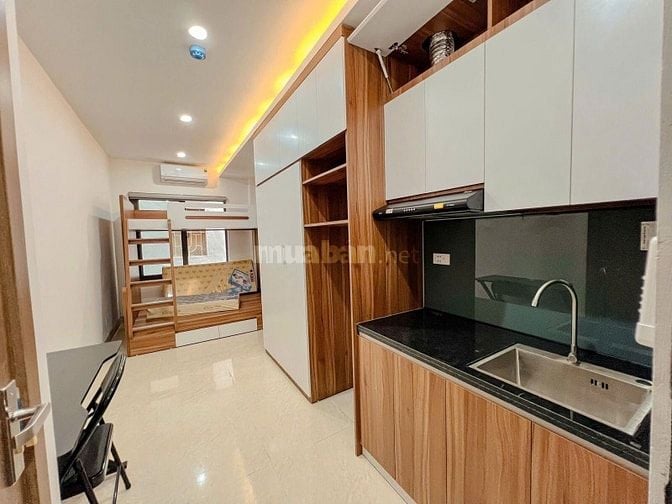 Bán nhà phố Bạch Mai, Hai Bà Trưng 68m, 6 tầng. Giá: 17.9 tỷ