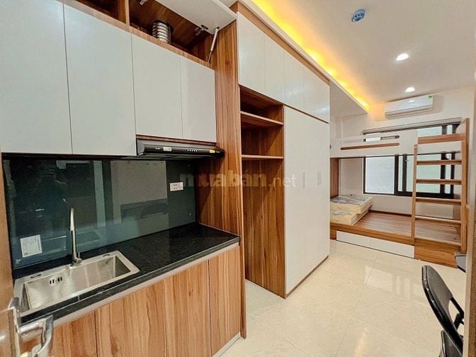 Bán nhà phố Bạch Mai, Hai Bà Trưng 68m, 6 tầng. Giá: 17.9 tỷ