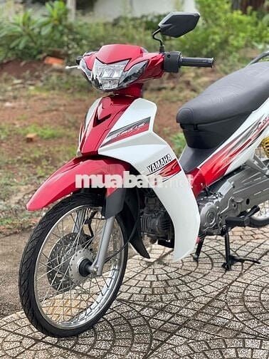 Yamaha Sirius Màu trắng đỏ