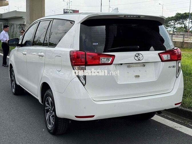 Innova 2023 E Số Sàn còn thương lượng