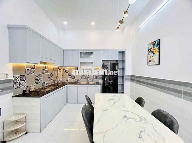 NHÀ CHÍNH CHỦ BÁN GẤP HXH TẶNG NT GIÁ MỀM