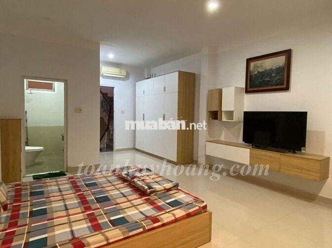 Nhà 3 tầng 3PN khu Phạm Văn Đồng – vị trí đẹp, nhà mới
