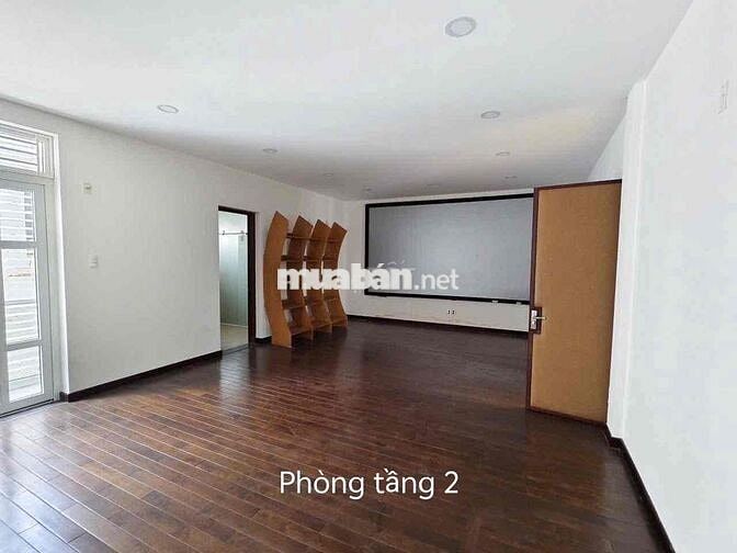 🧧Hót ! Biệt Thự 3 Tầng( 8x24 - 6PN )Full Nội Thất - 40Tr/Tháng