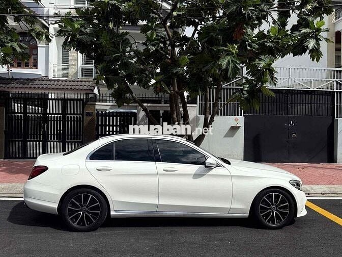 Mercedes Benz C200 Facelift model 2019