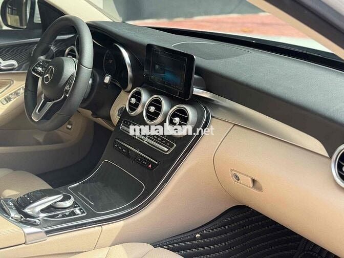 Mercedes Benz C200 Facelift model 2019