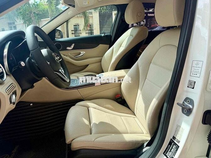 Mercedes Benz C200 Facelift model 2019