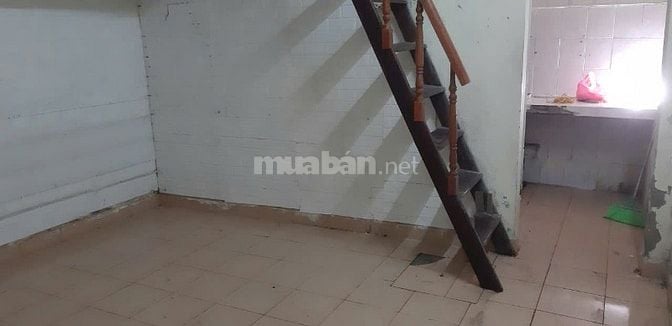 Chính chủ cho thuê nhà cấp 4 làm kho chứa hàng (Kết hợp với người ở. 