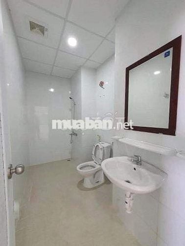 Cần cho thuê Imperial Place 629 Kinh Dương Vương P. An Lạc Bình Tân
