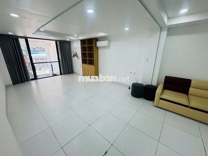 CHO THUÊ MẶT BẰNG TẦNG TRỆT KDC KIỀU ĐÀM GẦN HIM LAM Q7. FULL NỘI THẤT