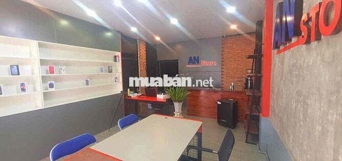 Mặt bằng kinh doanh mặt tiền Đồng Khởi , Biên Hoà sạch sẽ
