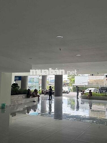 CHO THUÊ GẤP CĂN 42M2 FULL NỘI THẤT, CÓ HỒ BƠI, CÔNG VIÊN, GYM … FREE