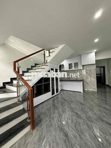 CÒN CĂN GIÁ THẤP NHÀ ĐẸP MỚI XÂY DŨNG SĨ THANH KHÊ