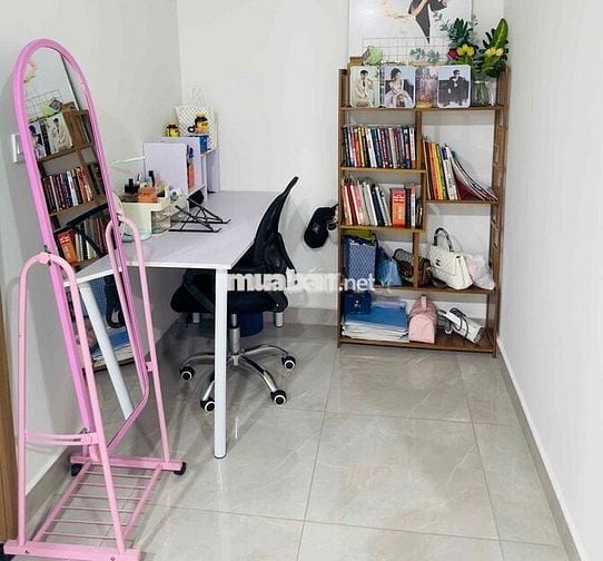 CHO THUÊ GẤP CĂN 42M2 FULL NỘI THẤT, CÓ HỒ BƠI, CÔNG VIÊN, GYM … FREE