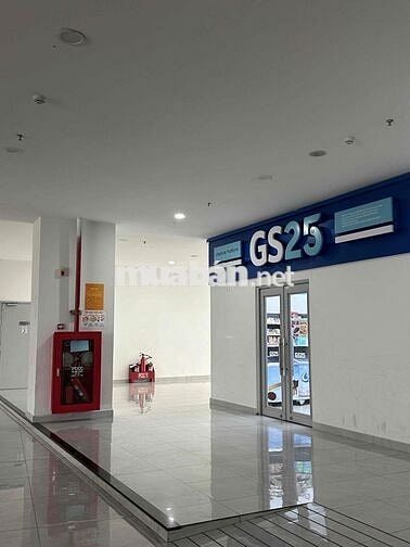CHO THUÊ GẤP CĂN 42M2 FULL NỘI THẤT, CÓ HỒ BƠI, CÔNG VIÊN, GYM … FREE