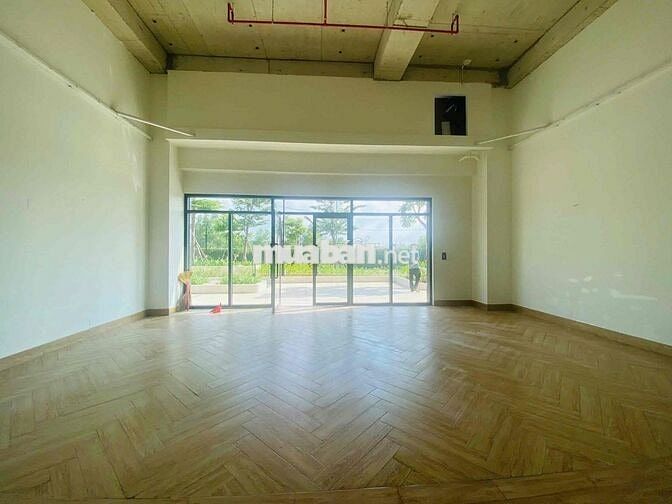 81m2 - 23 triệu/tháng - Cho thuê shophouse kế sảnh Q7 Riverside