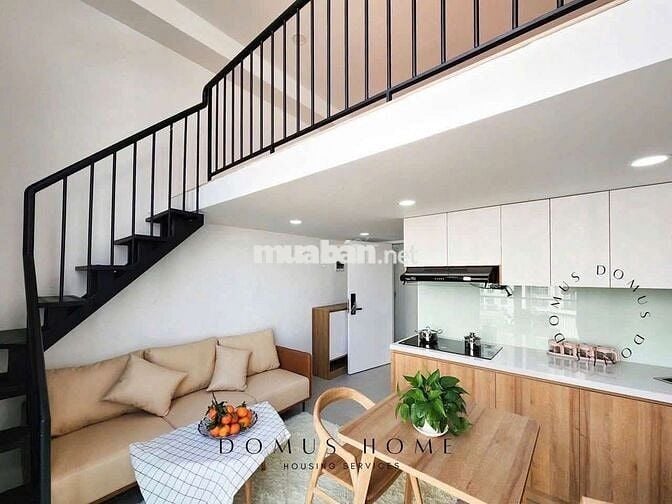 Duplex gần Lotte,cầu kênh tẻ.5p tới TDT, RMIT. Ban công full nội thất