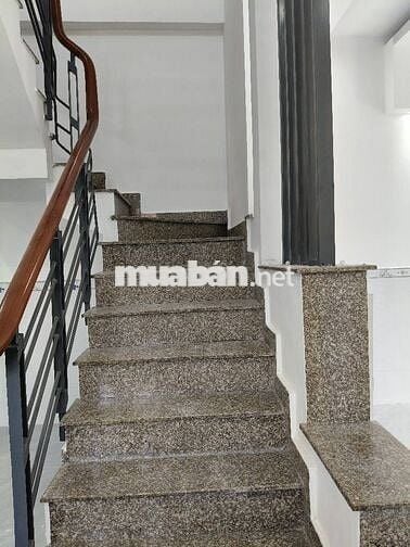 LÔ GÓC 3 MẶT TIỀN - 2 TẦNG - 70M2 - TÔ KÝ - HXH THÔNG - VÀO Ở NGAY