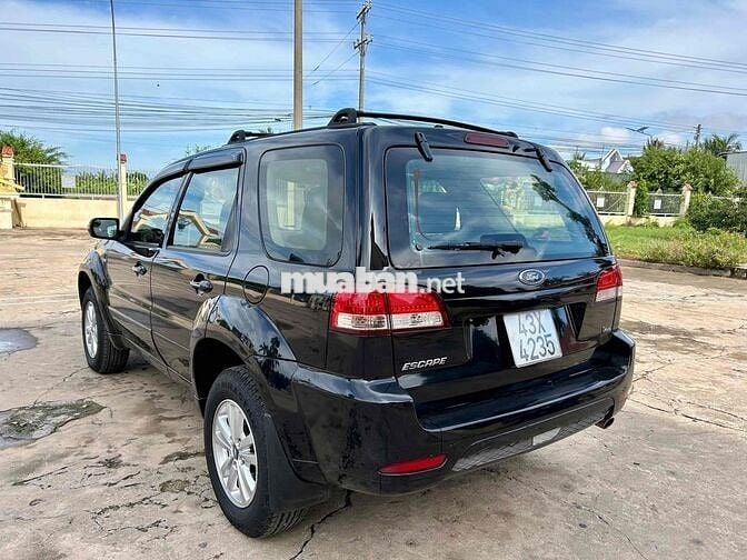 Ford Escape 2009 XLS 2.3 AT 4X2 - 100000 km