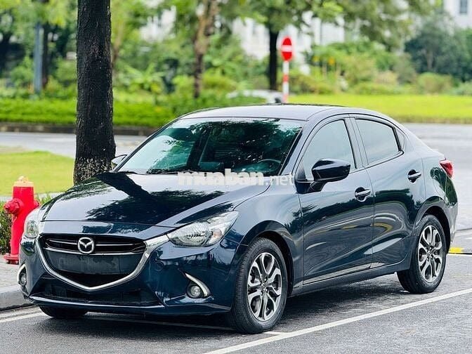 Mazda 2 2018 1.5 luxury tên tư nhân