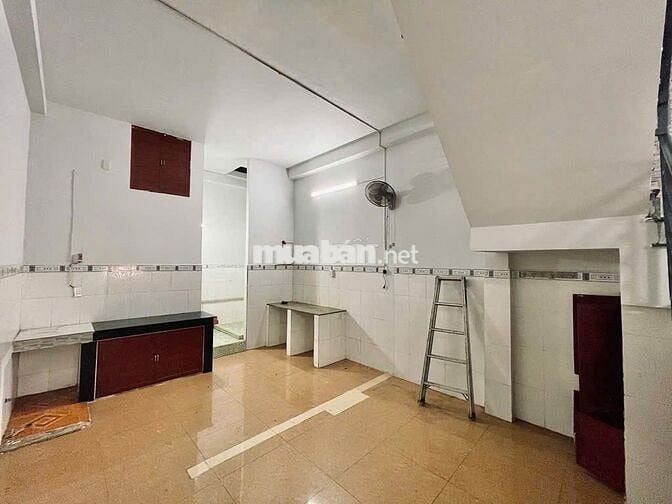 BÁN GẤP NHÀ 3 TẦNG, 62M² MỚI TINH ĐƯỜNG BÌNH TRỊ ĐÔNG - 6.3 TỶ!