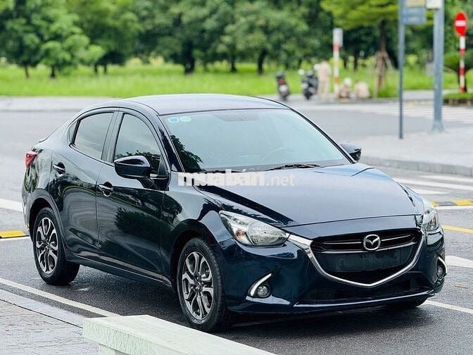 Mazda 2 2018 1.5 luxury tên tư nhân
