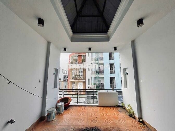 BÁN GẤP NHÀ 3 TẦNG, 62M² MỚI TINH ĐƯỜNG BÌNH TRỊ ĐÔNG - 6.3 TỶ!