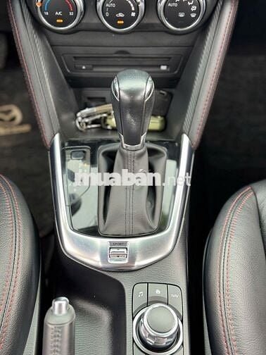 Mazda 2 2018 1.5 luxury tên tư nhân