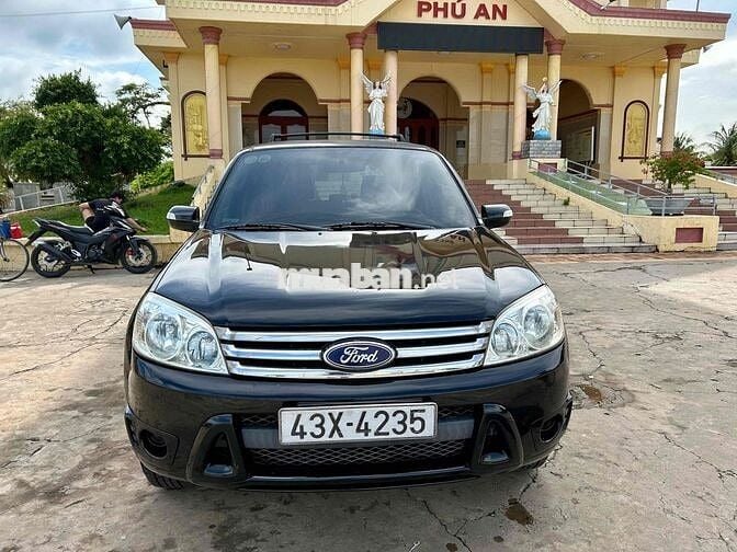 Ford Escape 2009 XLS 2.3 AT 4X2 - 100000 km