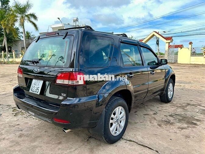 Ford Escape 2009 XLS 2.3 AT 4X2 - 100000 km