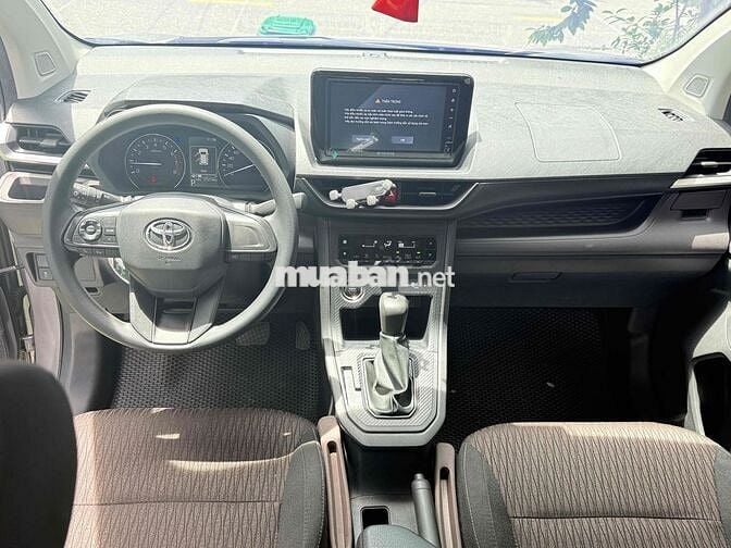 Toyota Avanza Premio 2024 CVT - 50000 km