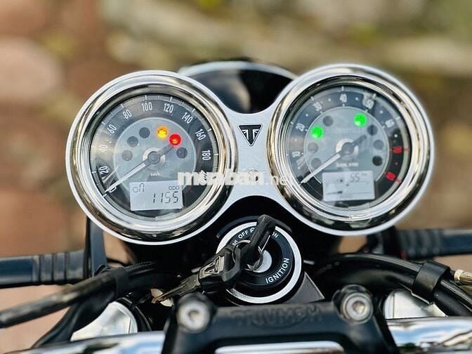 Mạnh Hà Motor bán triumph t100 2023 như mới 1k km