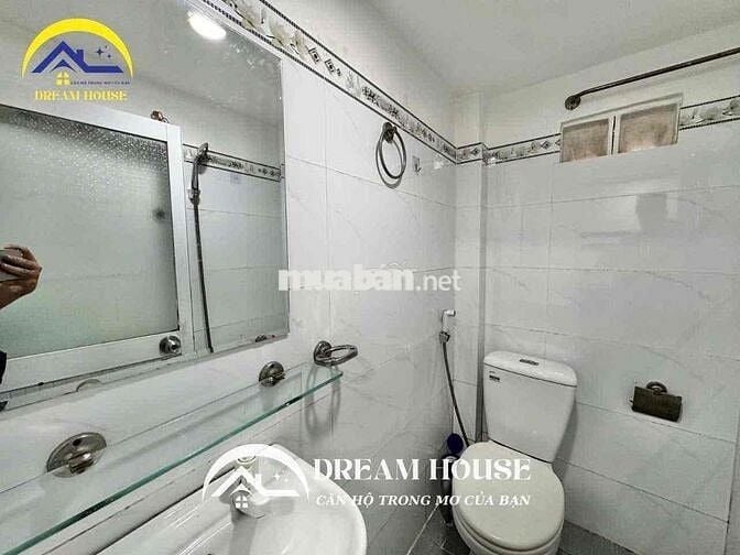PHÒNG TRỌ GIÁ RẼ - MÁY LẠNH - AN NINH - Ngay NGÃ TƯ 4 XÃ