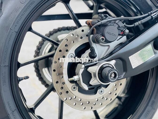 Mạnh Hà Motor bán Yamaha MT07 2024 siêu lướt 1k km