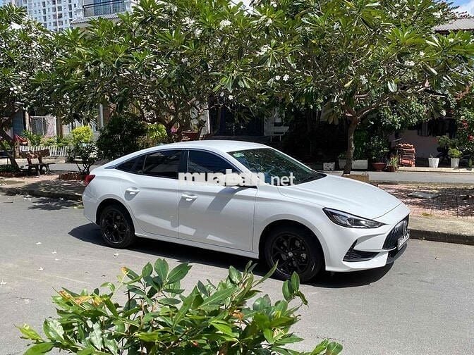 MG MG5 2024 - 14900 km