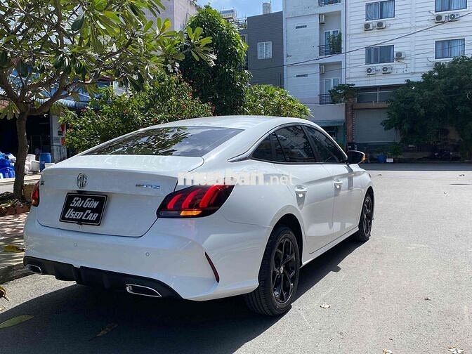 MG MG5 2024 - 14900 km