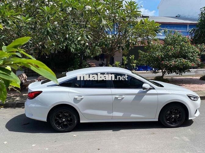 MG MG5 2024 - 14900 km