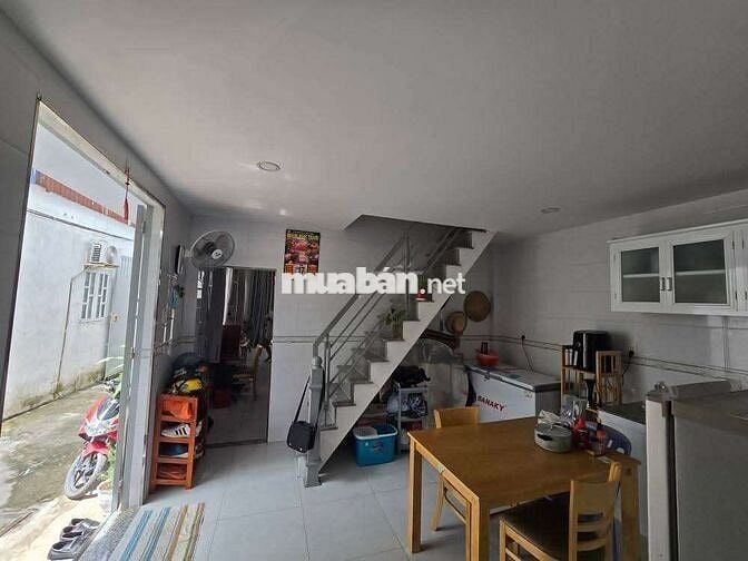 NHÀ 1 LẦU 56M2 - 2 PHÒNG NGỦ - HẺM 61 PHẠM HÙNG