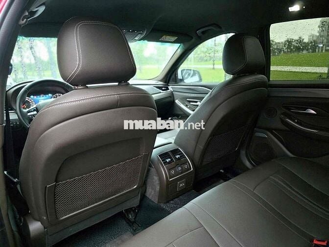 VinFast Lux A2.0 PLUS 2022 - 20000 km