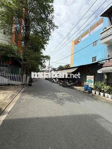 Cho thuê nhà 298/3 Tân Hoà Đông, 8x4m, 2 lầu