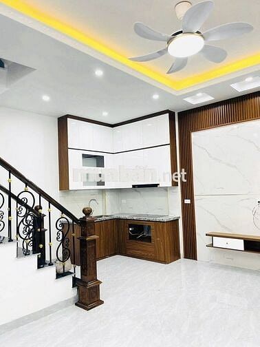 Bắc Từ Liêm một nhà ra phố - 5 tầng mặt tiền 5,2m CHỈ 7,5 tỷ
